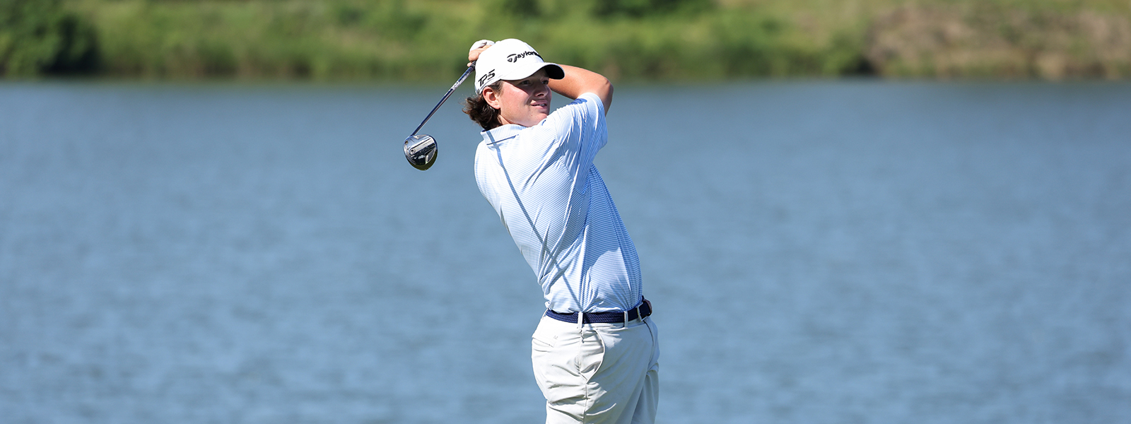 Sam Carraher tees off at the 2025 Western Junior